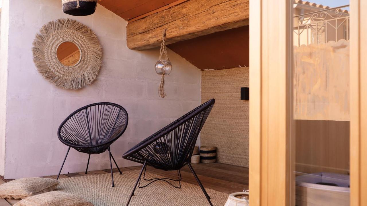 Ennea - Jacuzzi & Luxury Suites (Adults Only) Perpignan Exterior photo